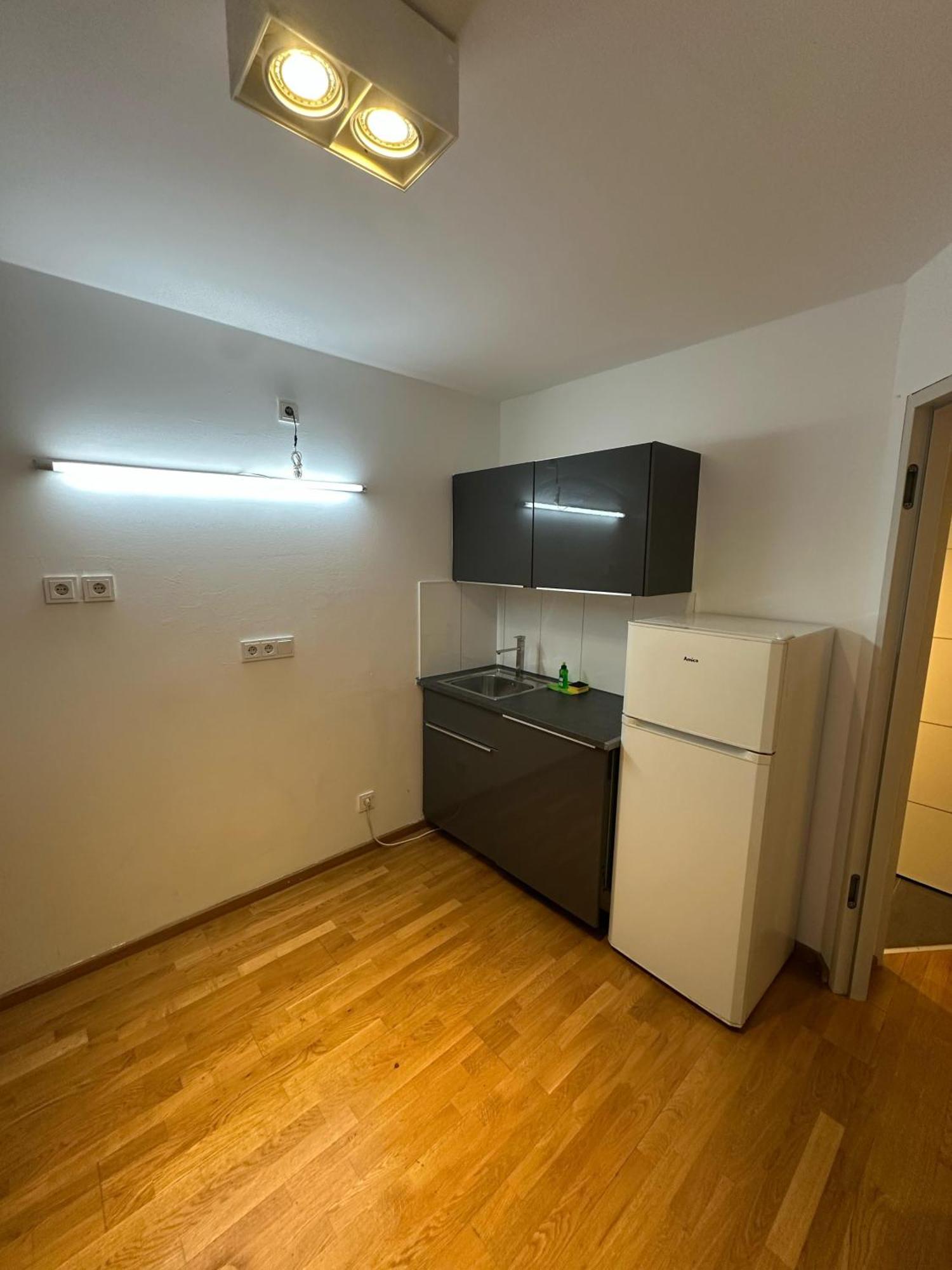 Al Nafurah Apartments Munich Exterior photo