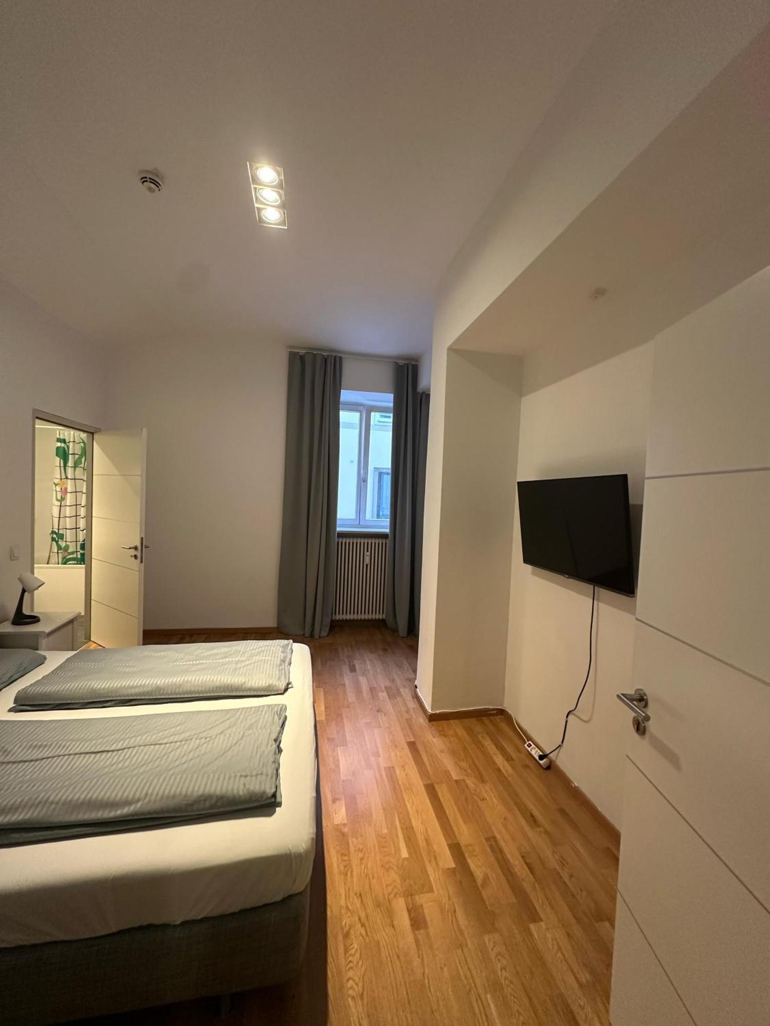 Al Nafurah Apartments Munich Exterior photo